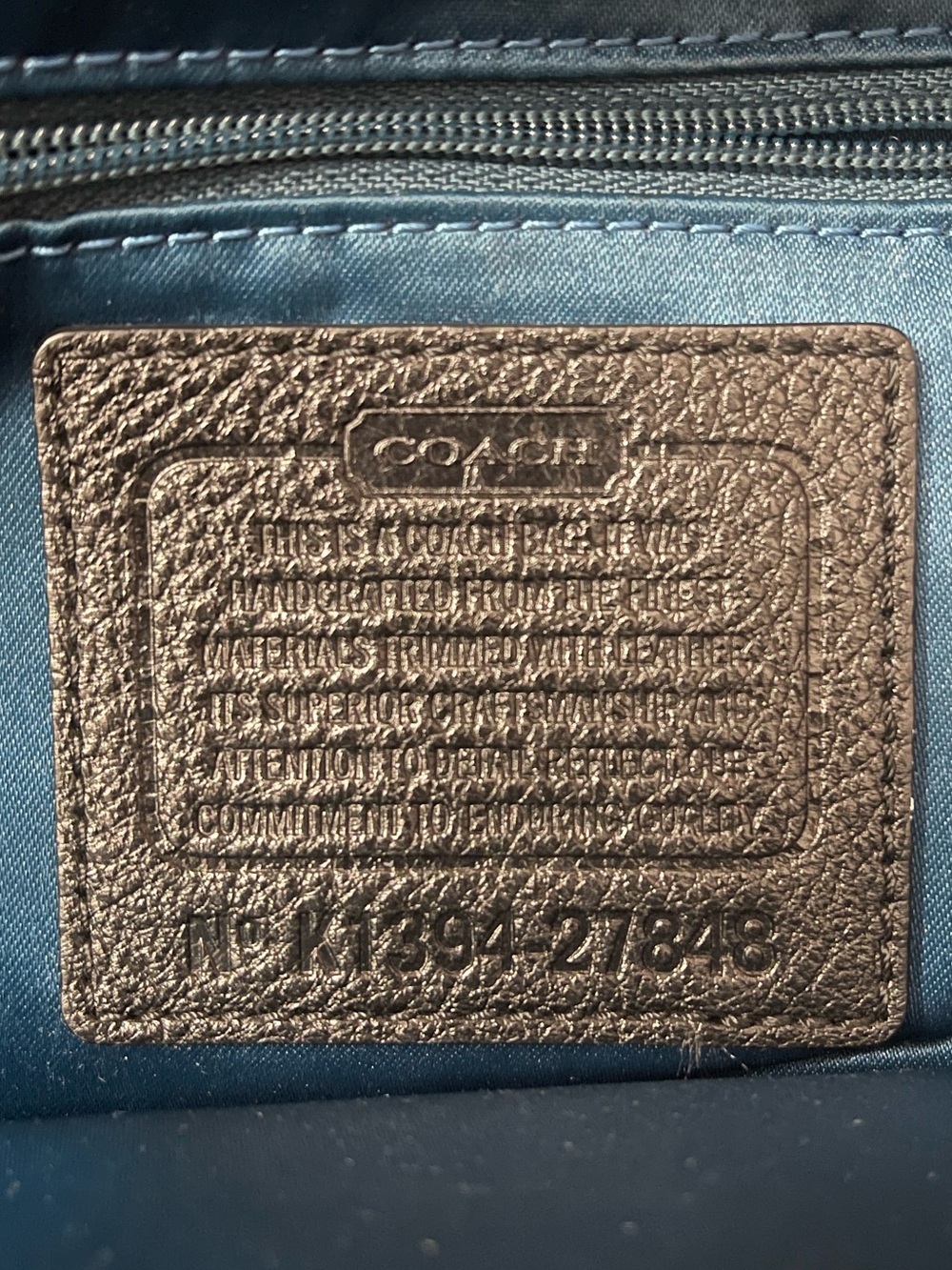 Coach Signature Bag - Picture 9 of 9